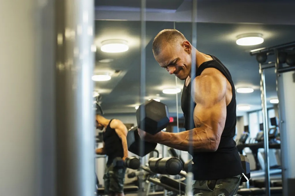 Progressão de carga: como saber quando aumentar o peso nos exercícios