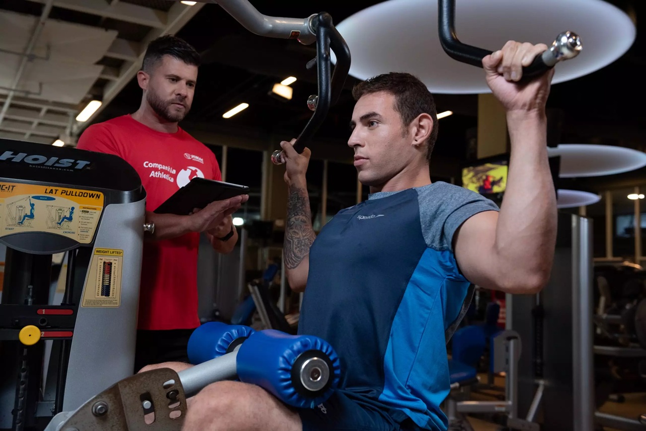 Personal trainer online ou presencial: qual formato combina mais com você?